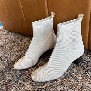 Everlane The Glove Knit White Boot in Bone